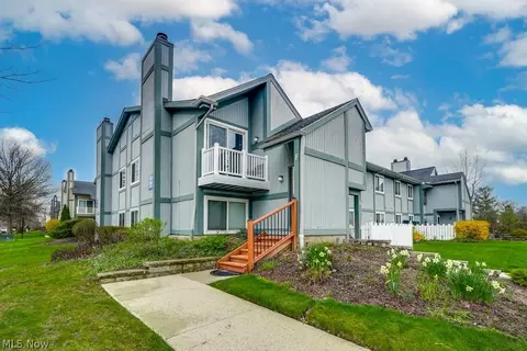 9024 Portage Pointe Dr #F, Streetsboro, OH 44241