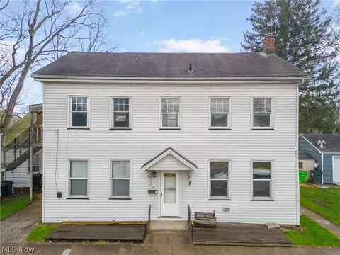 109 Canal St E, Navarre, OH 44662