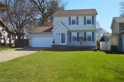 5589 Washington Ave, Mentor, OH 44060