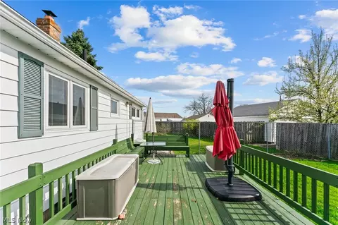 Exterior - 2913 Werner Ct, Lorain, OH 44052 photo 6 of 7