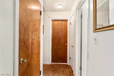 Entry Way - 2913 Werner Ct, Lorain, OH 44052 photo 2 of 2