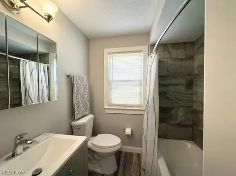 Bath - 5155 Thomas St, Maple Heights, OH 44137 photo 1 of 1