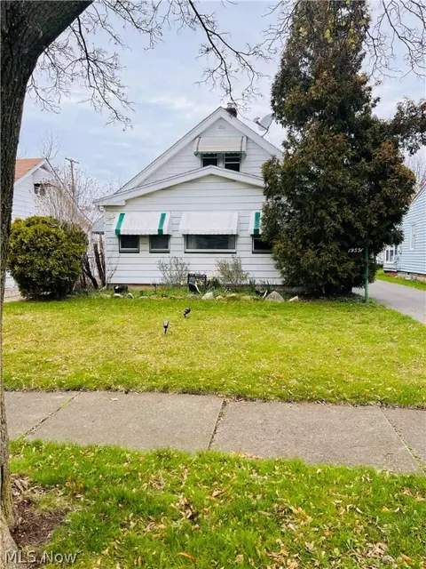 19551 Tyronne Ave, Euclid, OH 44119