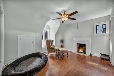 Living - 396 Overbrook Rd, Elyria, OH 44035 photo 6 of 10