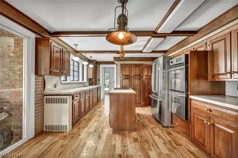 Kitchen - 396 Overbrook Rd, Elyria, OH 44035 photo 3 of 5