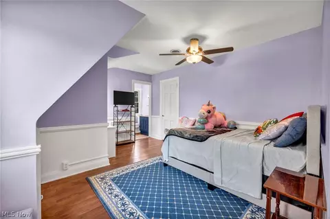 Bedroom - 396 Overbrook Rd, Elyria, OH 44035 photo 4 of 8