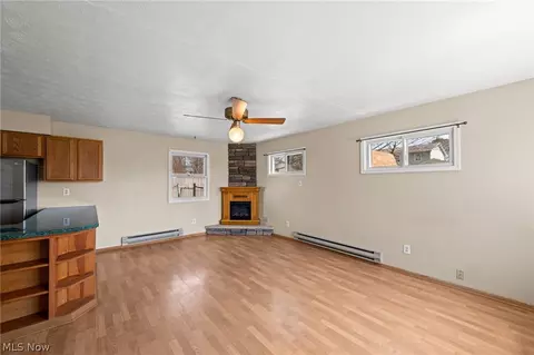 Living - 373 Naples Dr, Elyria, OH 44035 photo 4 of 4