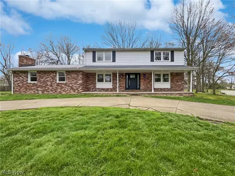 1840 Markley St NW, North Canton, OH 44720