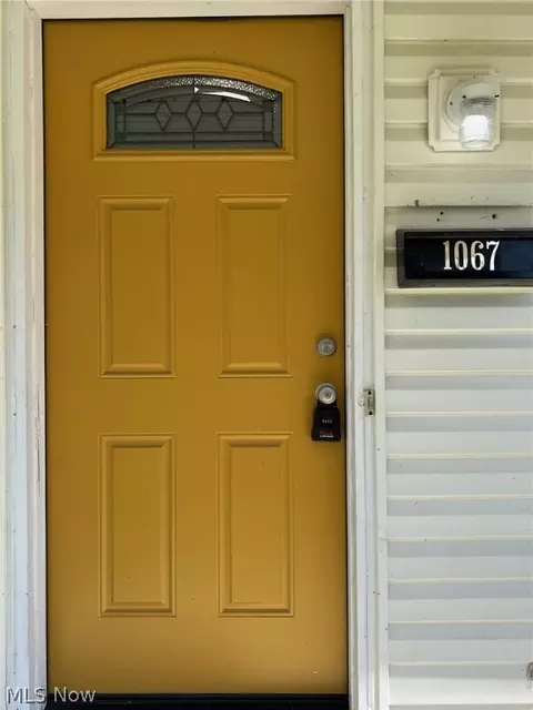 Entry Way - 1067 Packard Dr, Akron, OH 44320 photo 1 of 2