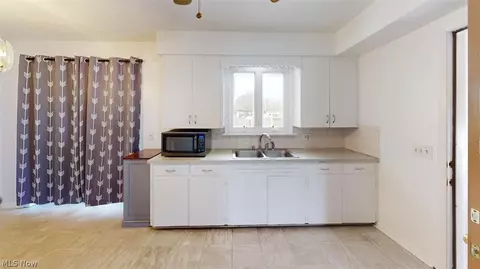 Kitchen - 7142 Murray Ridge Rd, Elyria, OH 44035 photo 1 of 3