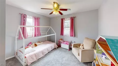 Bedroom - 7142 Murray Ridge Rd, Elyria, OH 44035 photo 3 of 4