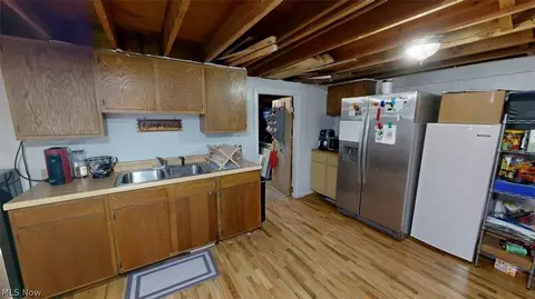 Kitchen - 7142 Murray Ridge Rd, Elyria, OH 44035 photo 3 of 3