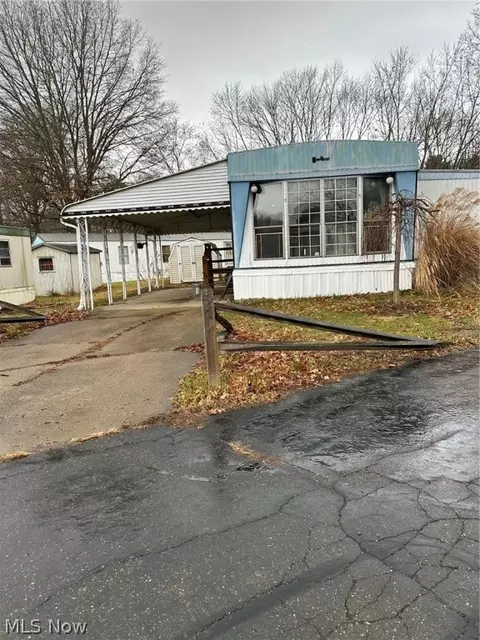 7443 Spillway Rd #41, Lisbon, OH 44432