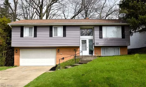 4609 Telhurst Rd, South Euclid, OH 44121