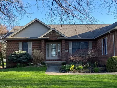 1502 Summerlin Dr, Wooster, OH 44691