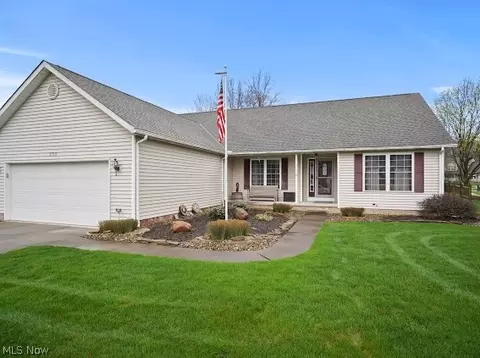 5713 Halwick Dr, Ravenna, OH 44266