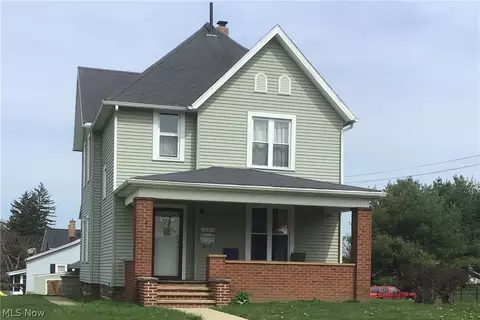 1404 Main Ave W, Massillon, OH 44647