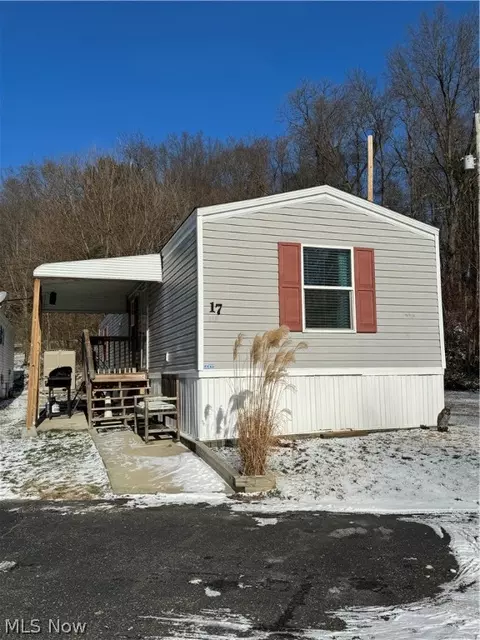 17 E Buddy St, New Franklin, OH 44203