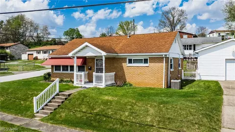 2451 21st Ave, Parkersburg, WV 26101