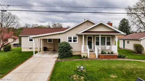 5014 Marie St, Parkersburg, WV 26104