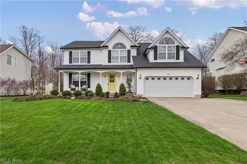 1184 Farmcote Cir, Medina, OH 44256