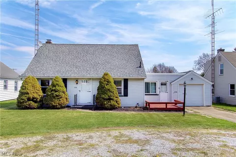 248 Whipple Ave NW, Canton, OH 44708