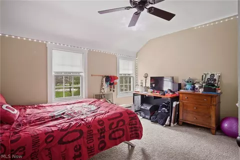 Bedroom - 33 Cochran Rd, Aurora, OH 44202 photo 4 of 8