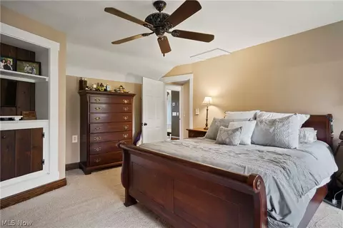 Bedroom - 33 Cochran Rd, Aurora, OH 44202 photo 2 of 8