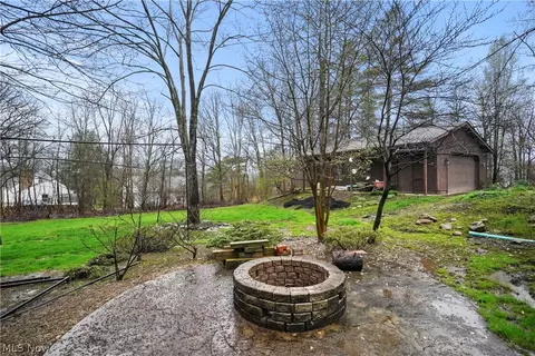 Exterior - 33 Cochran Rd, Aurora, OH 44202 photo 7 of 7