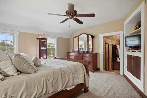 Bedroom - 33 Cochran Rd, Aurora, OH 44202 photo 3 of 8