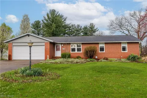 4173 Glacier Ave NW, Massillon, OH 44646