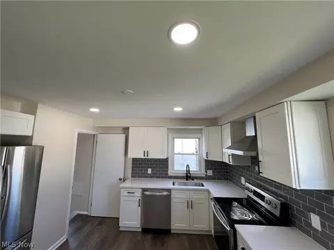 3330 Klusner Ave, Parma, OH 44134 photo 7