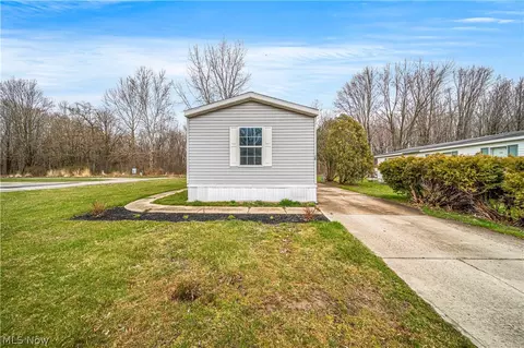 3651 Austin Rd #N28, Geneva, OH 44041