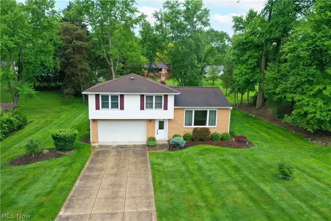 6400 Brookside Rd, Independence, OH 44131