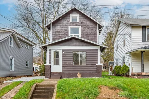 1425 Struble Ave NE, Canton, OH 44705