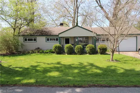 6578 Seminole Trl, Mentor, OH 44060