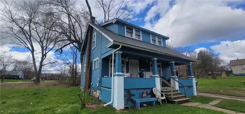 89 E Florida Ave, Youngstown, OH 44507