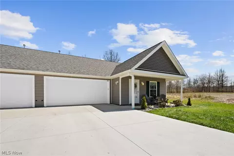 1840 Alexander Ave #903, Geneva, OH 44041