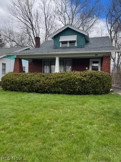 440 W Ravenwood Ave, Youngstown, OH 44511