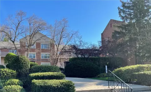 15875 Van Aken Blvd, Shaker Heights, OH 44120
