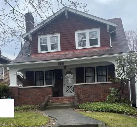 993 Dover Ave, Akron, OH 44320