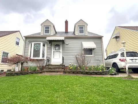 4215 Brookway Ln, Brooklyn, OH 44144