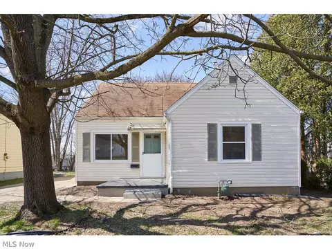 1158 Greenwood Ave, Akron, OH 44320