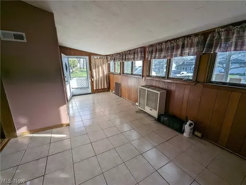 Living - 41 E 220 St, Euclid, OH 44123 photo 3 of 3