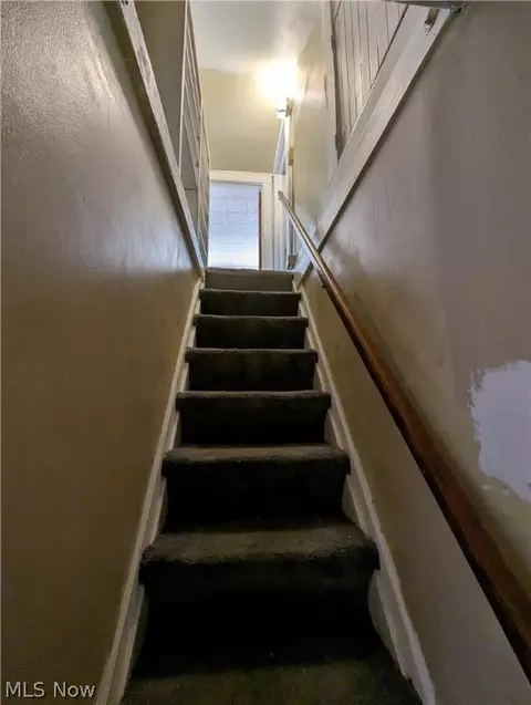 Entry Way - 41 E 220 St, Euclid, OH 44123 photo 1 of 1