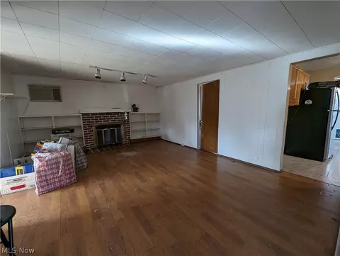 Living - 41 E 220 St, Euclid, OH 44123 photo 1 of 3