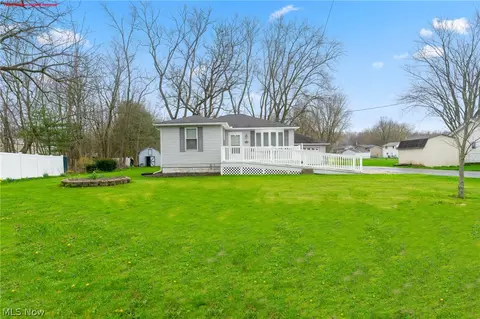 4545 Warren Ravenna Rd, Newton Falls, OH 44444