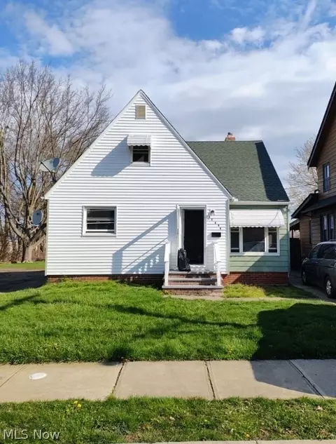 12838 Carrington Ave, Cleveland, OH 44135