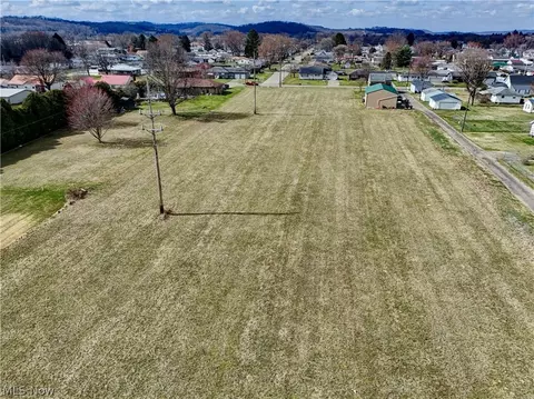 2 Ohio 93, West Lafayette, OH 43845