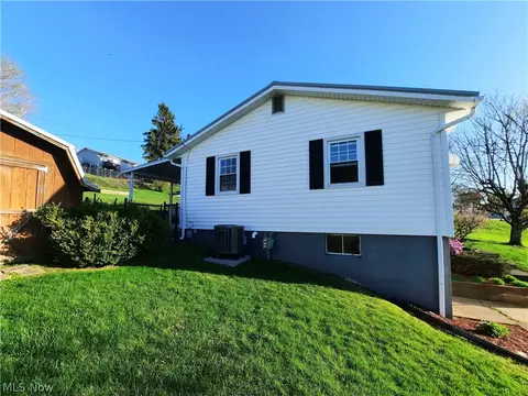 Exterior - 129 Westview Dr, Barnesville, OH 43713 photo 9 of 10